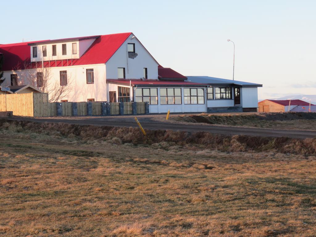 Guesthouse Stong And Cottages Exterior photo